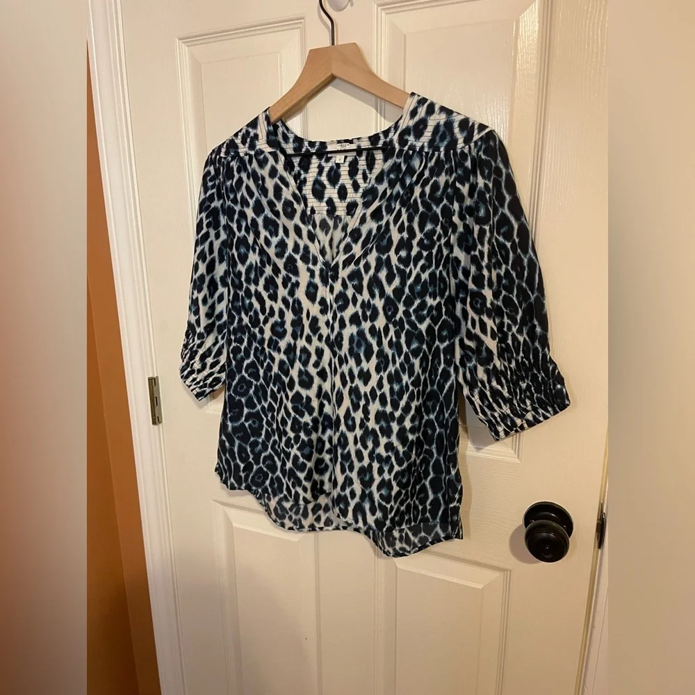 ALC Elton Blue Leopard Print Puff Sleeve Top Size 6